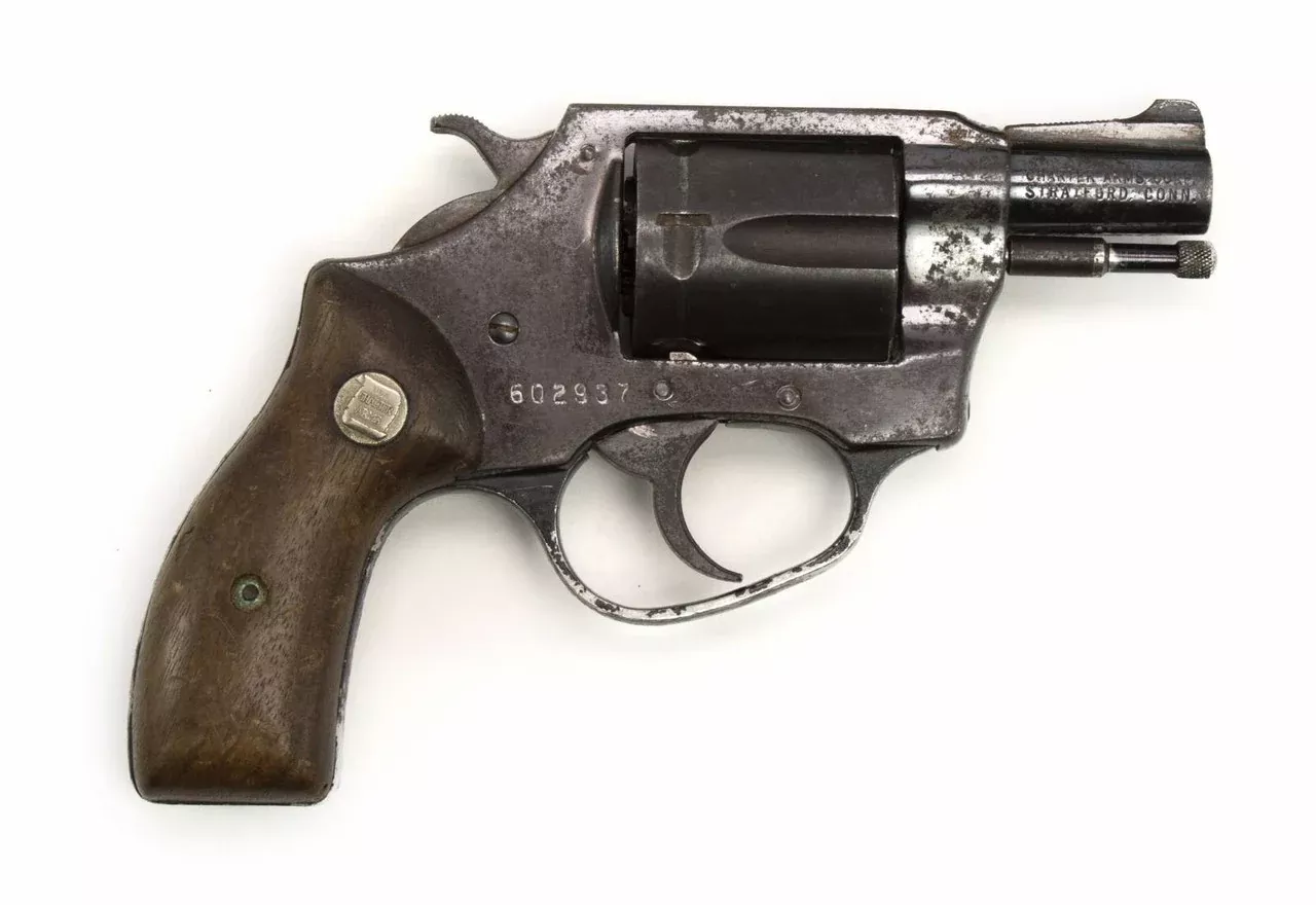 Charter Arms RevolverUndercover .38 Special 2" Barrel, Blued-