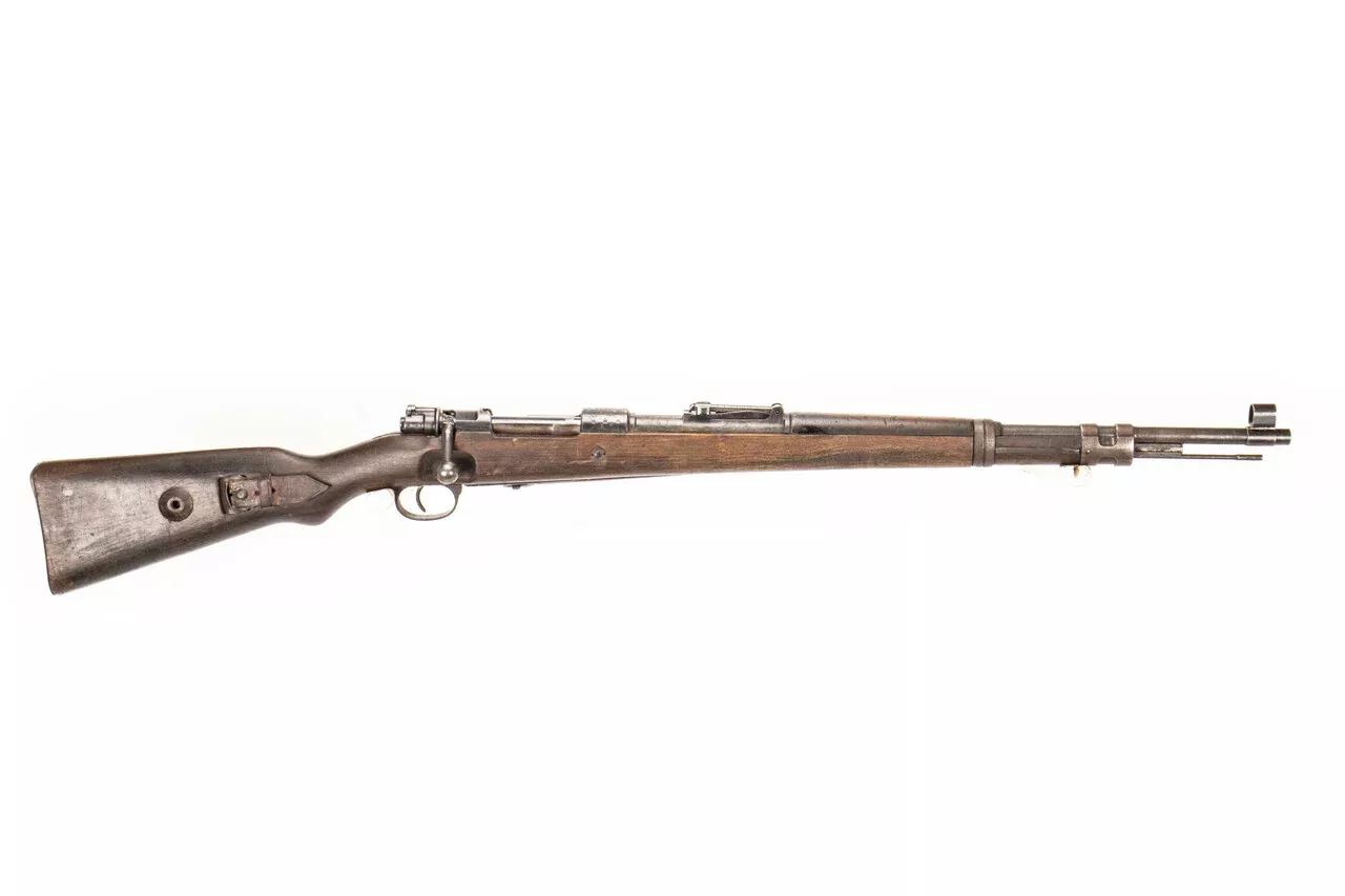 German K98 M937B 8mm Mauser with Portuguese Crest - 61