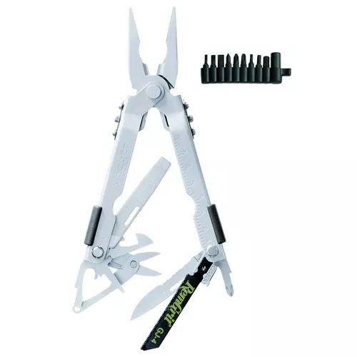 Multi-Plier 600 - Pro Scout Needlenose Stainless, w/ To