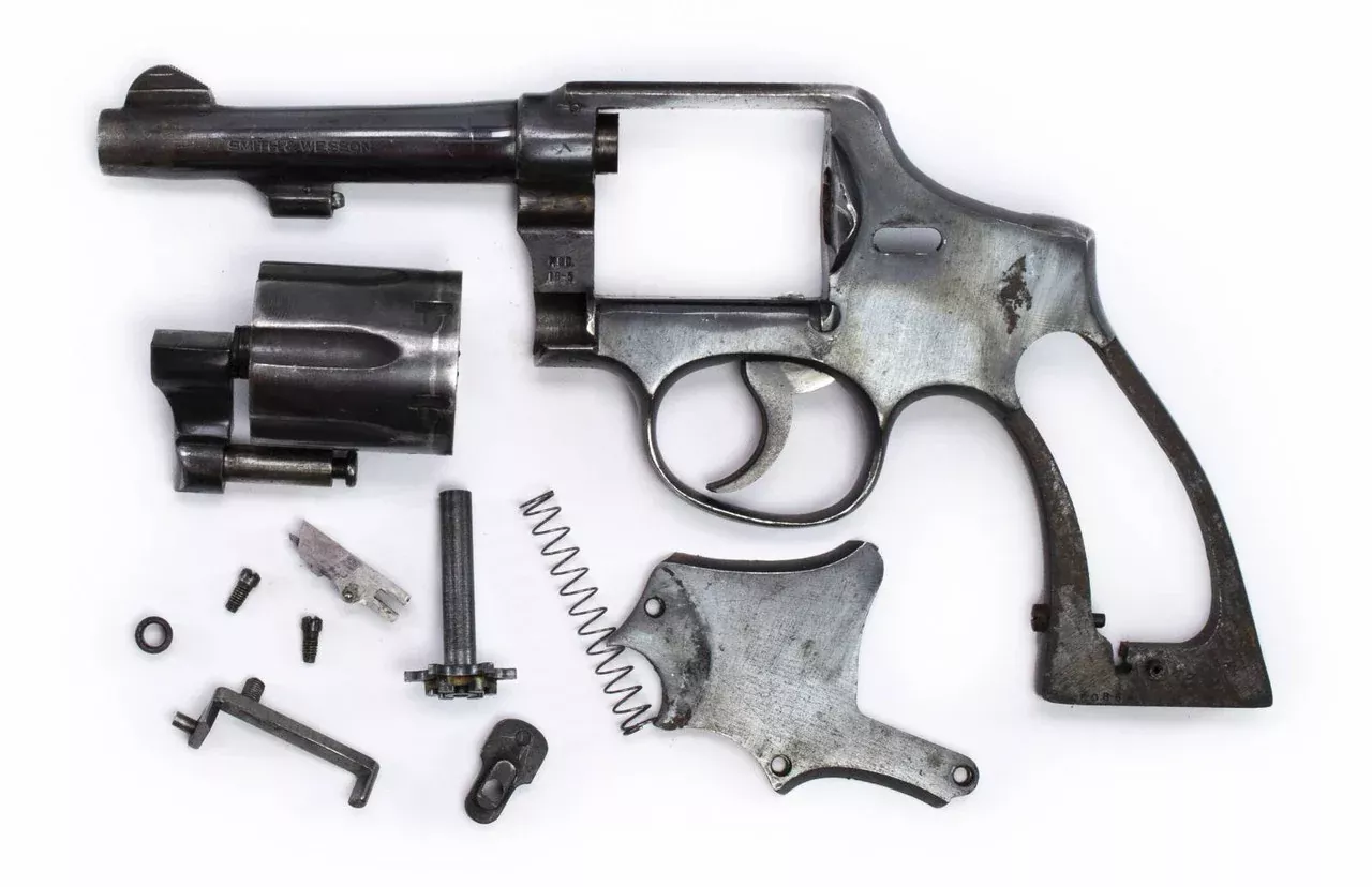 S&W 10-5 38 SPECIAL 4 BARREL SQUARE BUTT BLUED REVOLVER