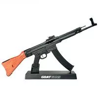 Sturmgewehr 44 1 : 3 Scale Model - Nicknamed " Chatban "